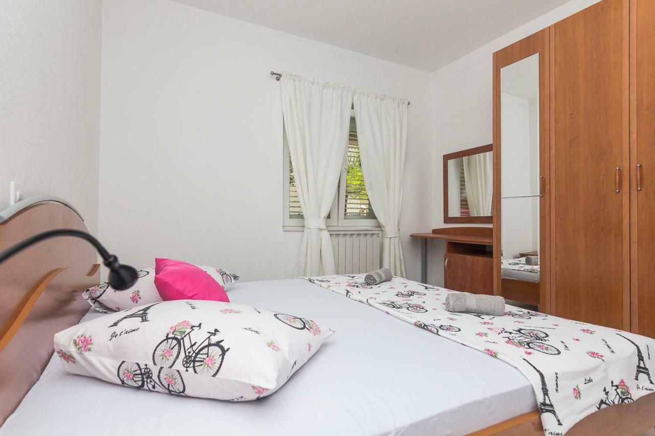 Apartments A&B Makarska Esterno foto