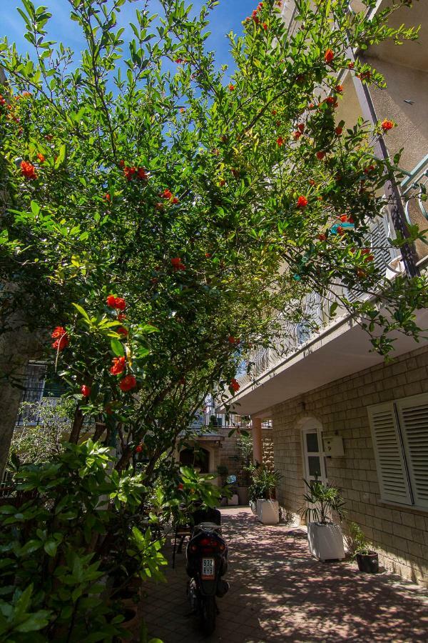 Apartments A&B Makarska Esterno foto
